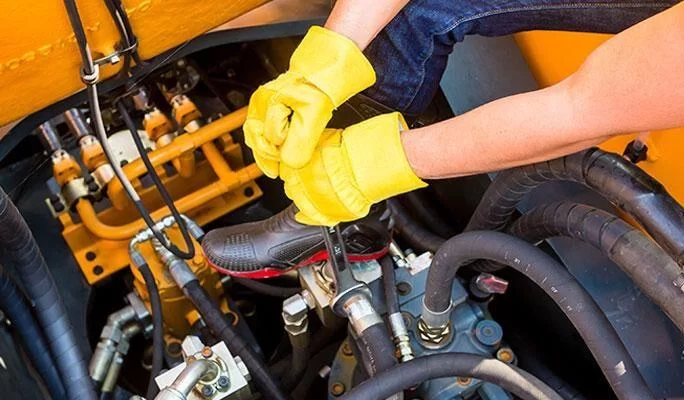 Level 2 NVQ Diploma in Construction Plant & Machinery Maintenance